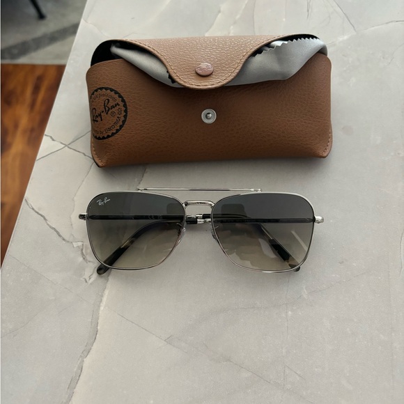 Ray Ban- silver Caravan sunglasses - Picture 1 of 2